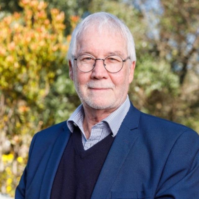 Man with spectacles