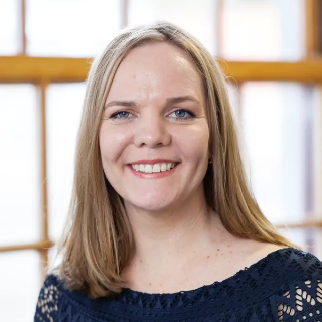 Dr Louie van Schalkwyk 