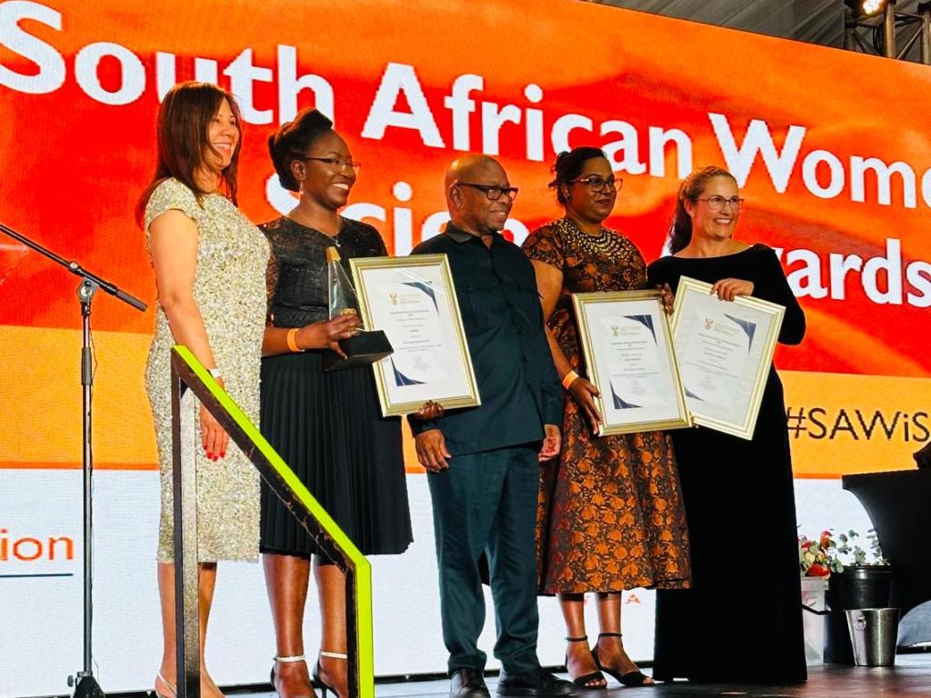 the award pic