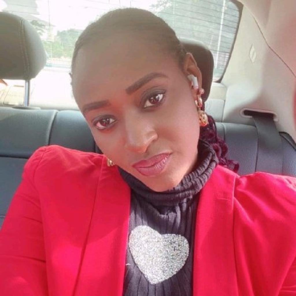 Dr Lilian